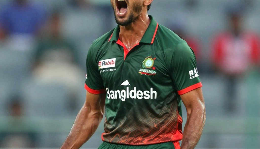 হিপ ইনজুরি, জ্বর আর অধিনায়কের শূন্যতা: আবুধাবিতে বাংলাদেশের যে সংকট আসলে বিশ্বকাপের সংকট নয়
