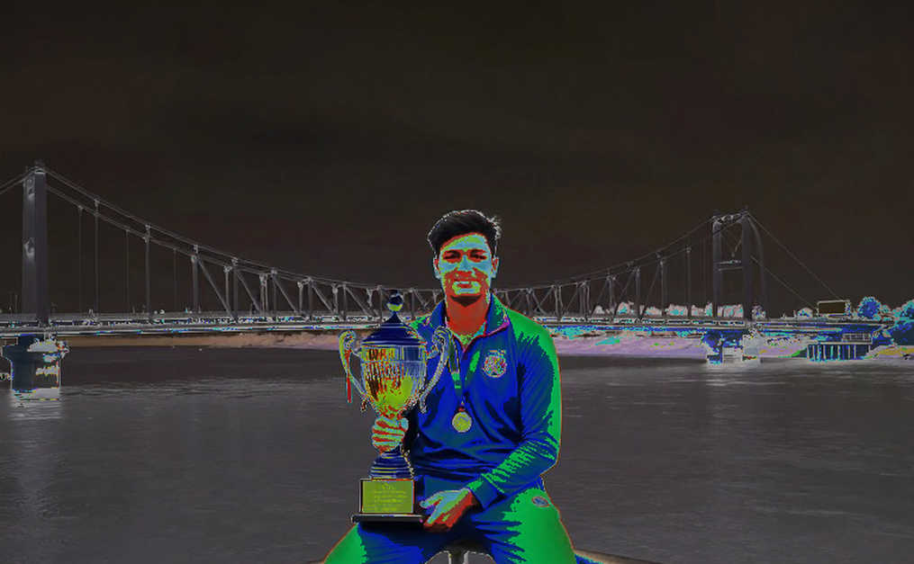 শাদাব খানের শতক ও শেষ উইকেটে ৮৮ রান: লাহোরের এক উইকেটের জয়ে কোন সংখ্যাটি আসল গল্প বলে